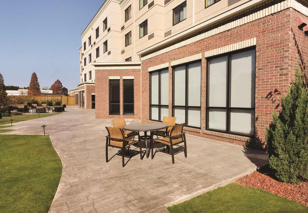 Courtyard By Marriott Salisbury Exterior foto