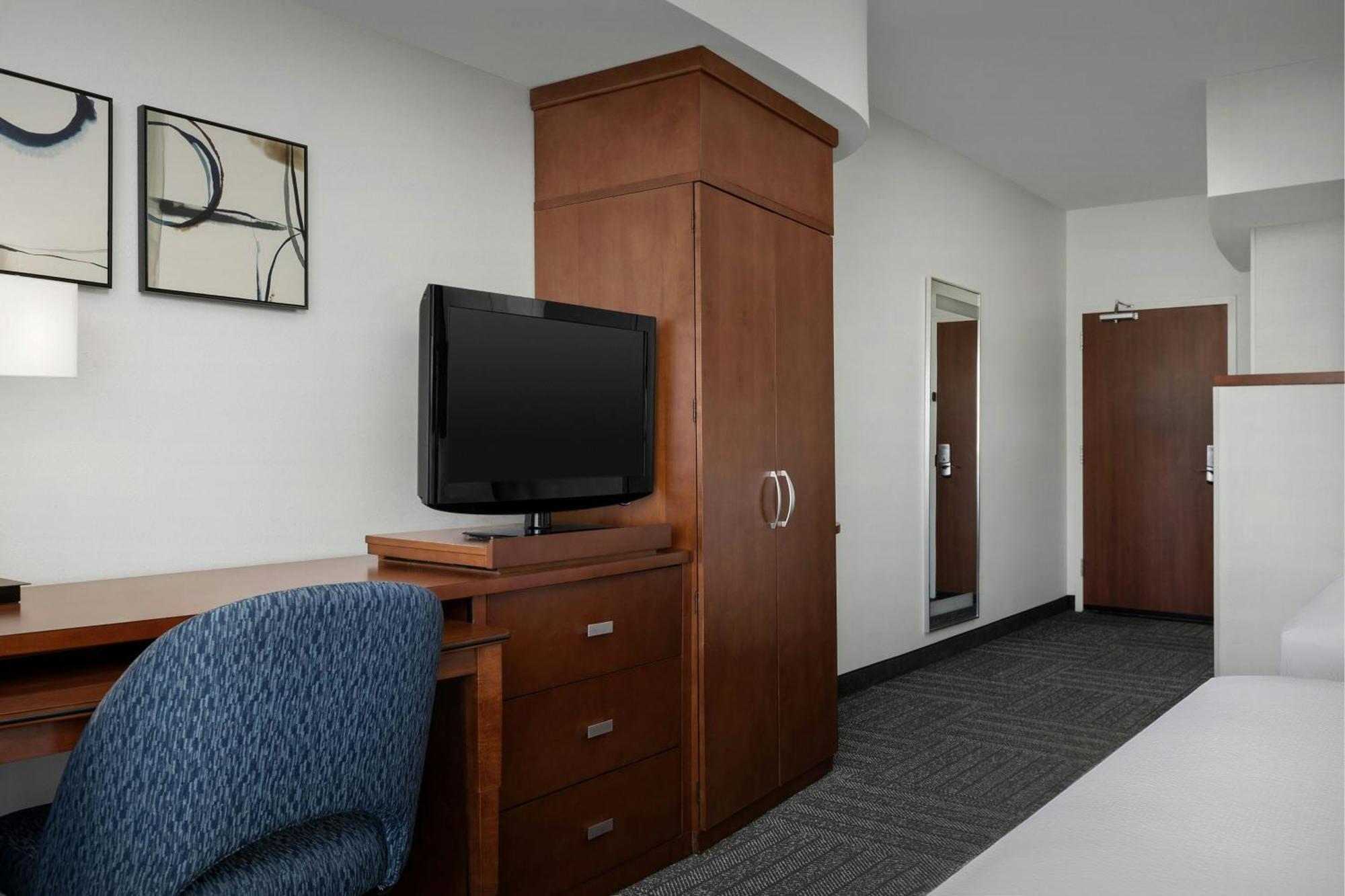 Courtyard By Marriott Salisbury Exterior foto