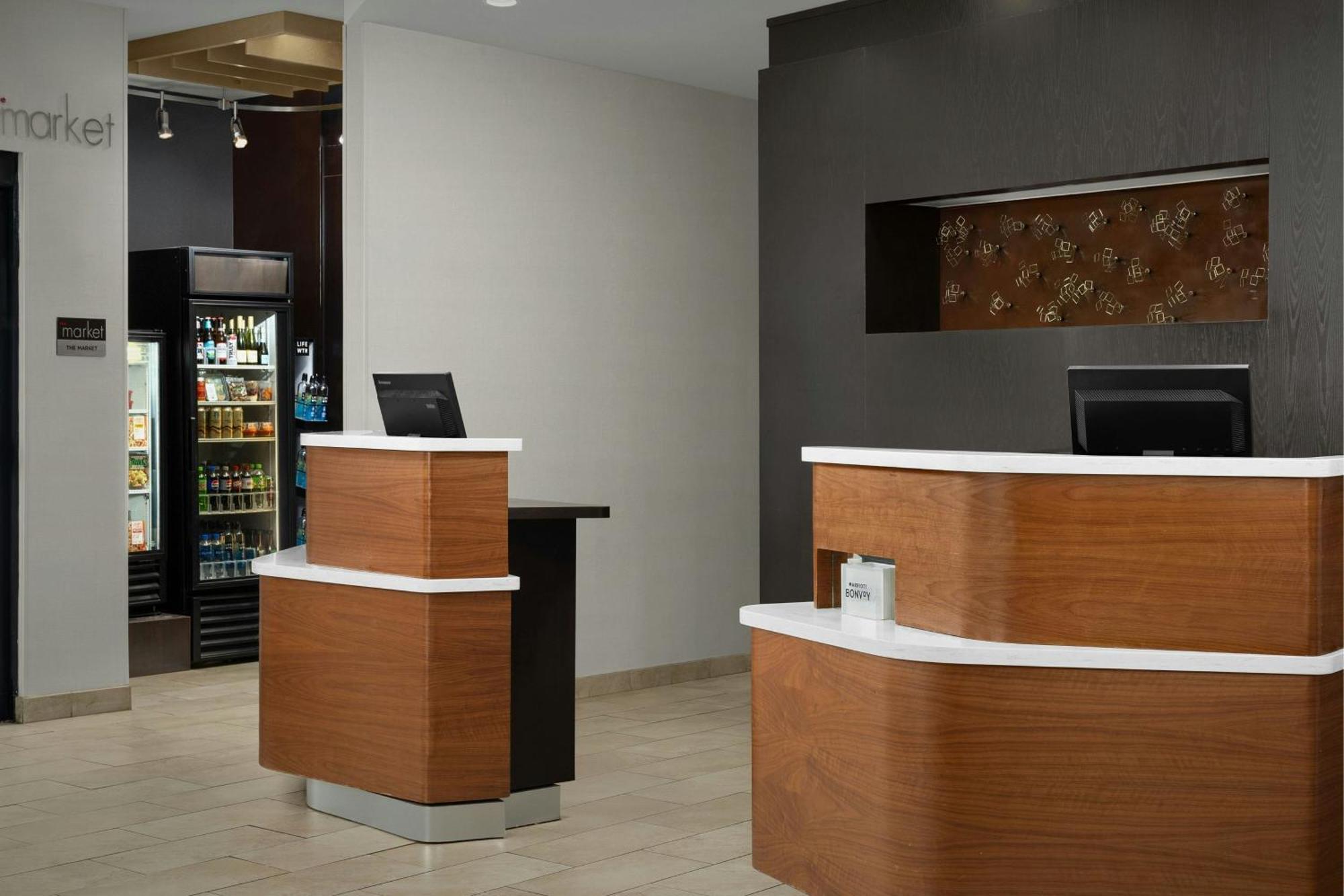 Courtyard By Marriott Salisbury Exterior foto